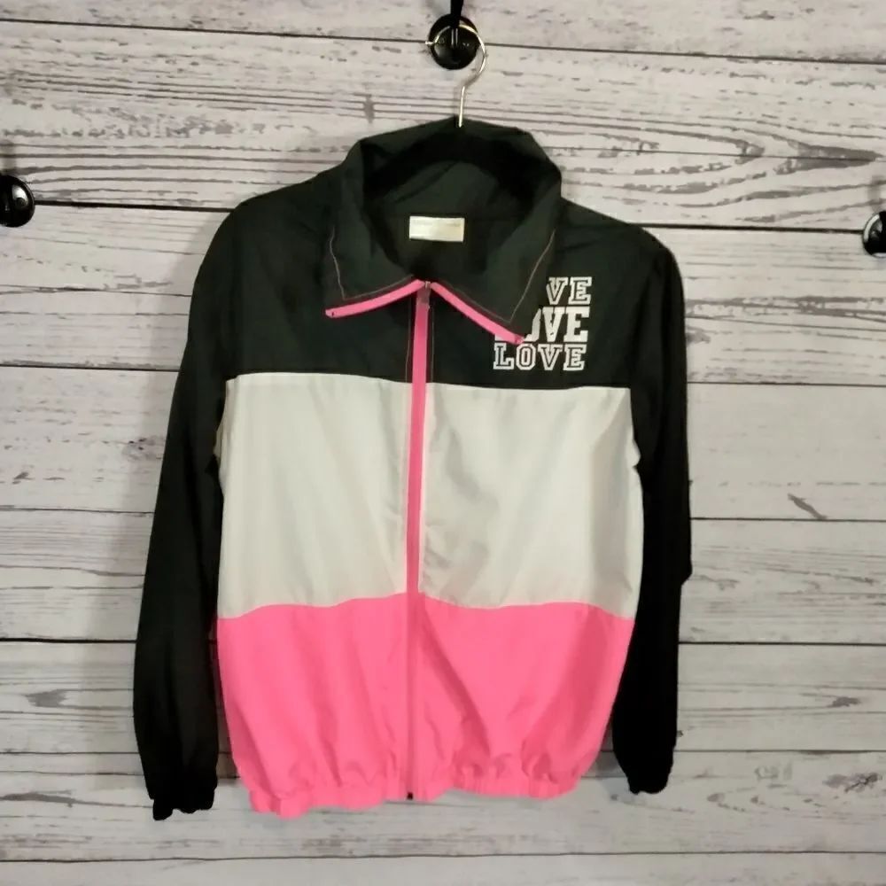 New without tags "Bobbie Brooks" woman's spring coat